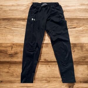 Under Armour Youth XL joggers. Perfect Condition!